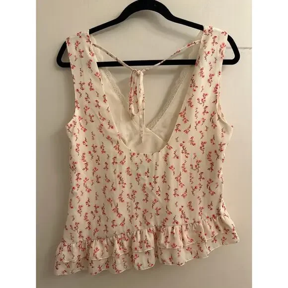 Wild Fable Floral Lace Trim Ruffle Asymmetric Hem Top Coquette Cottage Fairy M - Picture 3 of 4